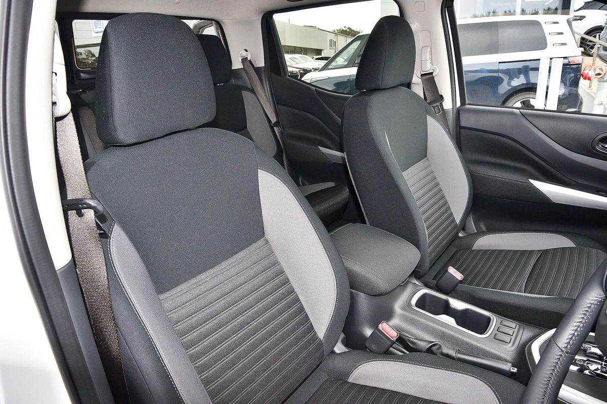 2023 Nissan Navara ST D23 4X4