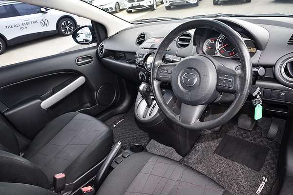 2013 Mazda 2 Neo DE Series 2