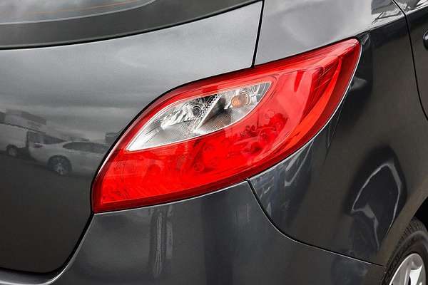 2013 Mazda 2 Neo DE Series 2