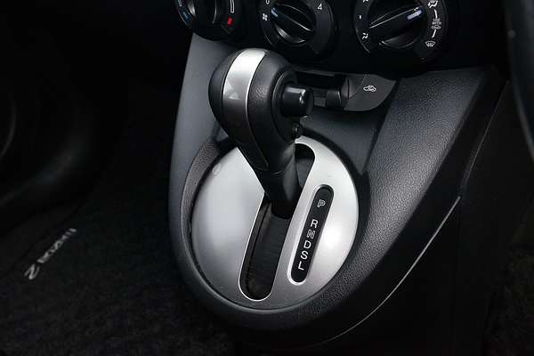 2013 Mazda 2 Neo DE Series 2