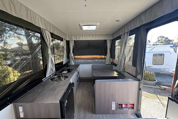 2025 Jayco Lark Ob.Cp-My25