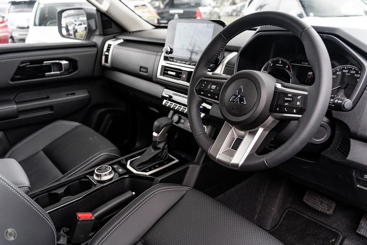 2024 Mitsubishi Triton GLS MV 4X4