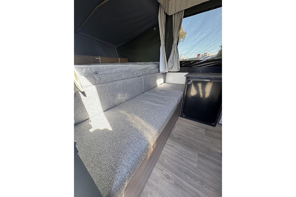 2025 Jayco Lark Ob.Cp-My25