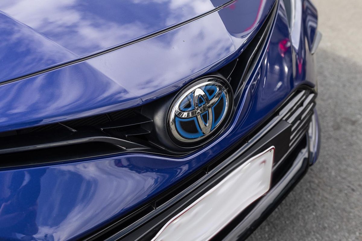 2023 Toyota Camry Ascent AXVH70R