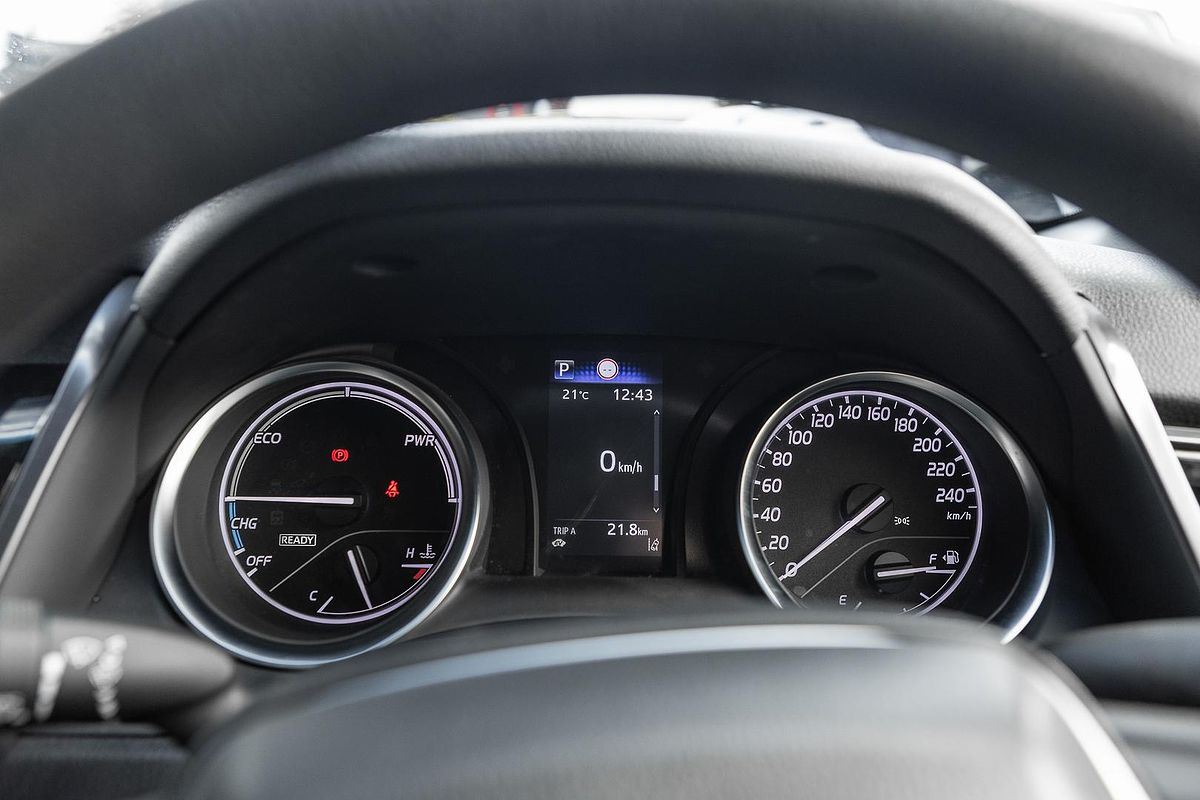 2023 Toyota Camry Ascent AXVH70R