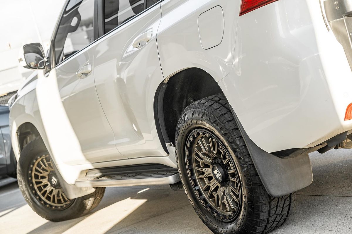2017 Toyota Landcruiser Prado Kakadu GDJ150R