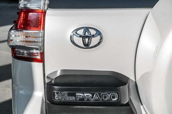 2017 Toyota Landcruiser Prado Kakadu GDJ150R