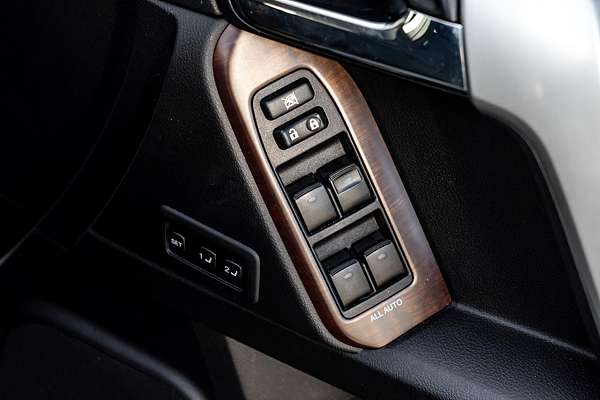2017 Toyota Landcruiser Prado Kakadu GDJ150R