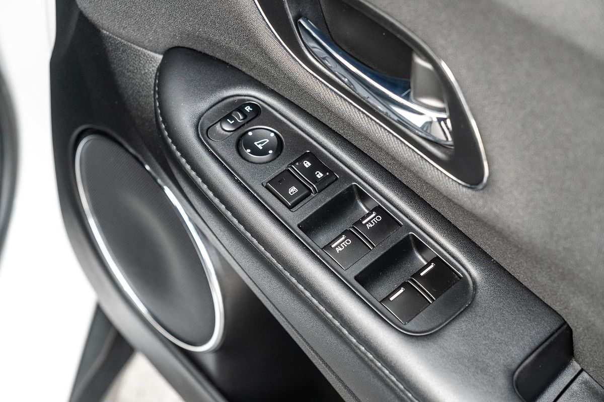 2021 Honda HR-V VTi-S