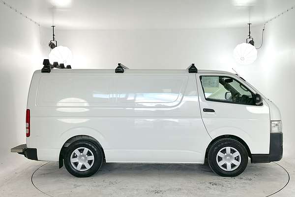 2017 Toyota Hiace KDH201R LWB