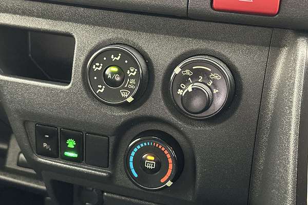 2017 Toyota Hiace KDH201R LWB