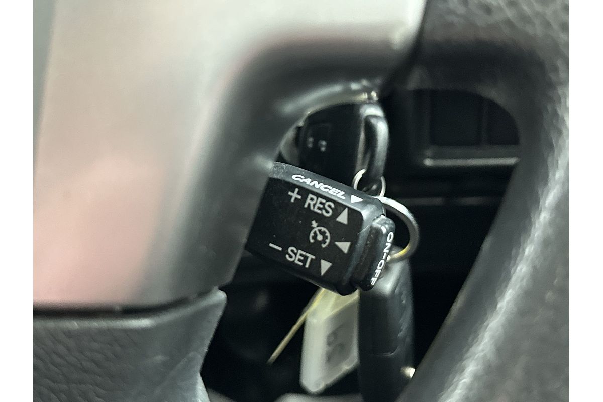 2017 Toyota Hiace KDH201R LWB