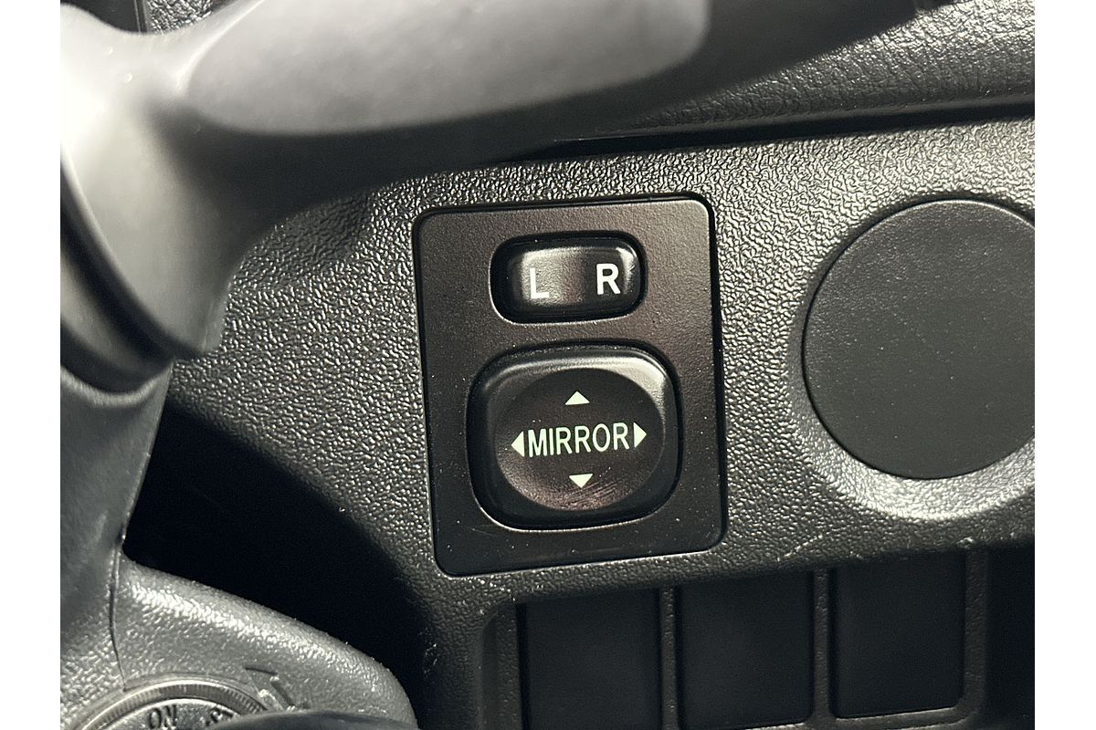 2017 Toyota Hiace KDH201R LWB