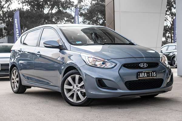 2017 Hyundai Accent Sport RB6