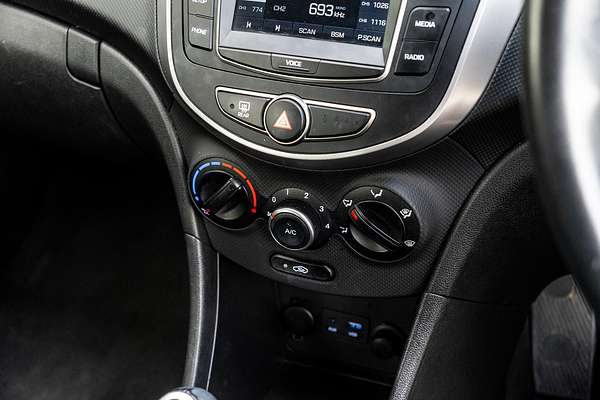 2017 Hyundai Accent Sport RB6