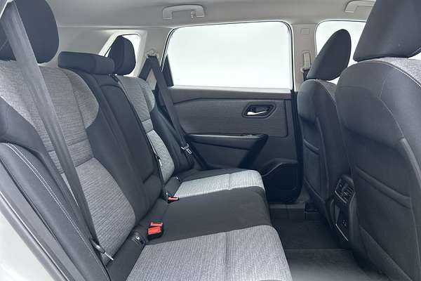 2023 Nissan X-TRAIL ST T33