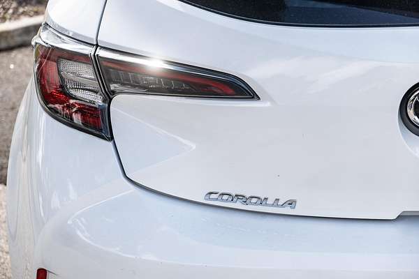 2020 Toyota Corolla Ascent Sport MZEA12R