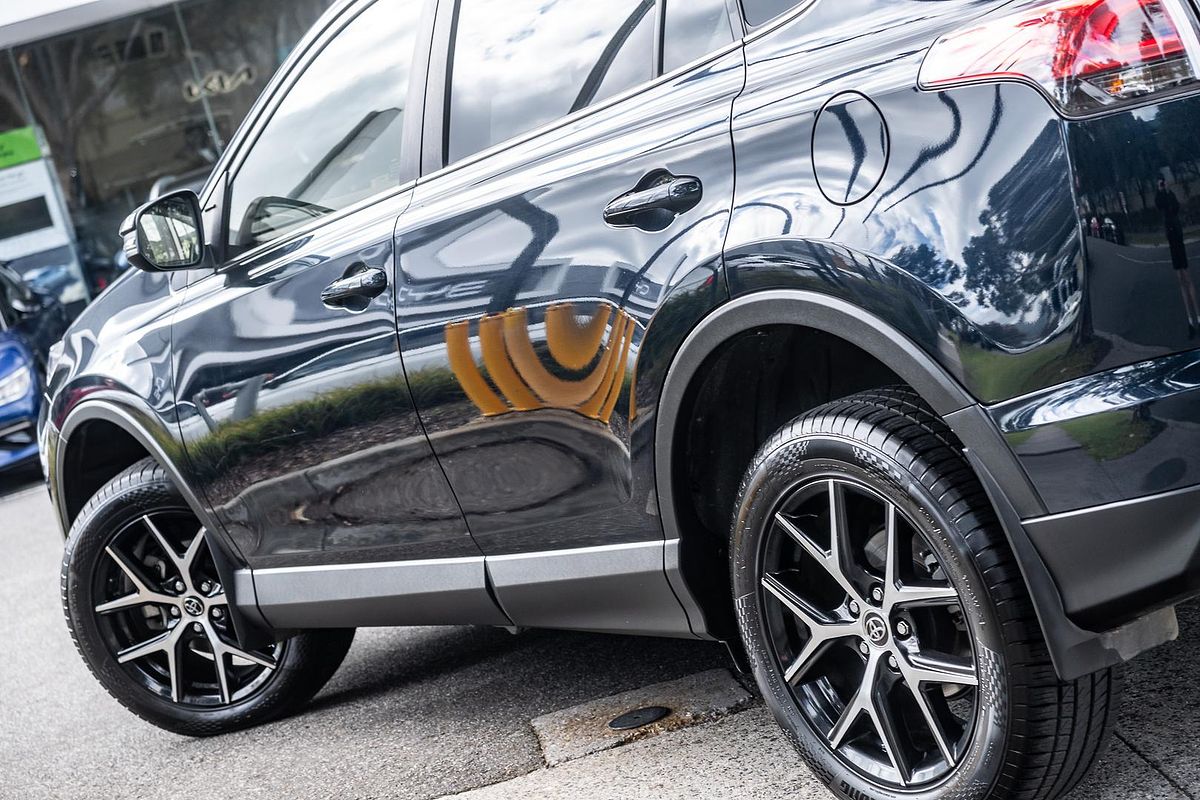 2017 Toyota RAV4 GXL ZSA42R