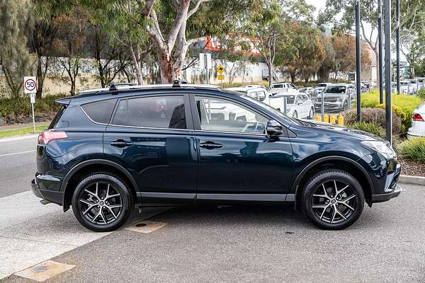 2017 Toyota RAV4 GXL ZSA42R