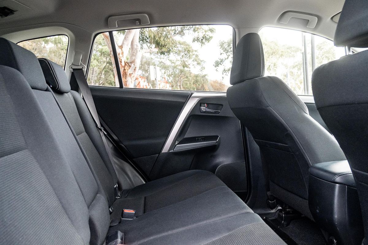 2017 Toyota RAV4 GXL ZSA42R
