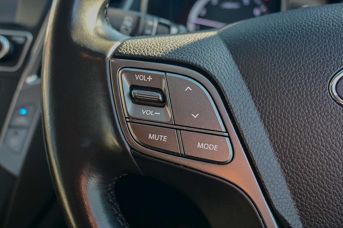 2017 Hyundai Santa Fe Active X DM3 Series II