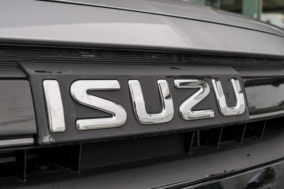 2024 Isuzu D-MAX LS-M  4X4