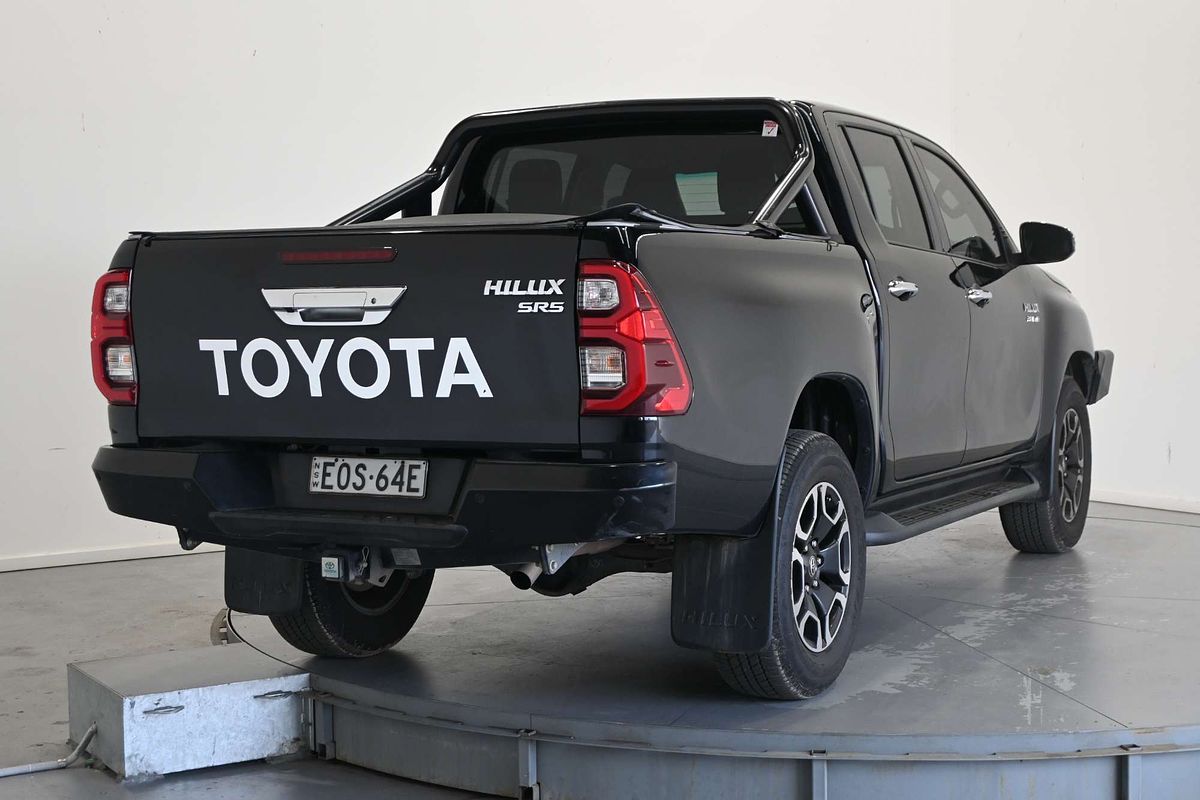 2021 Toyota Hilux SR5 GUN126R 4X4