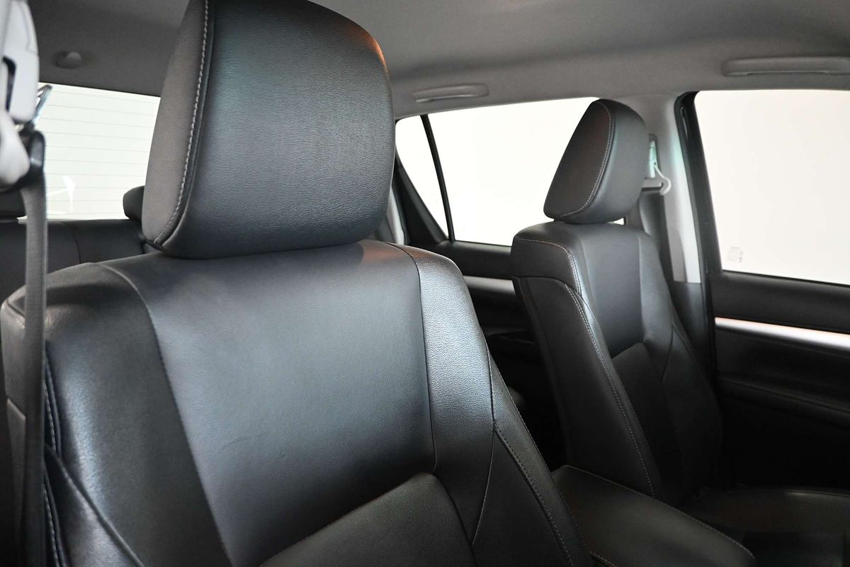 2021 Toyota Hilux SR5 GUN126R 4X4