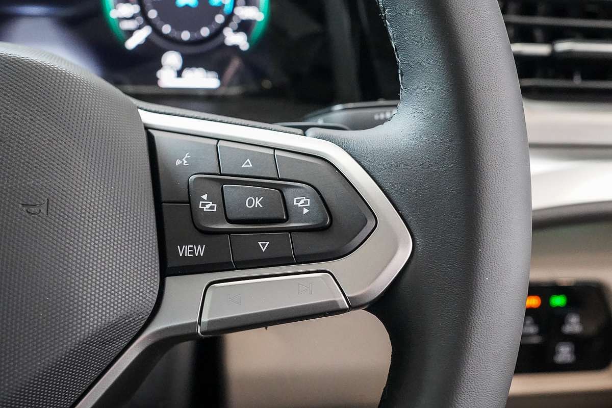 2025 Volkswagen Multivan TDI360 Life T7 SWB