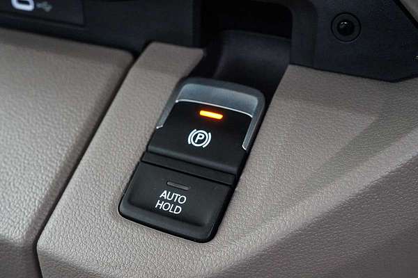 2025 Volkswagen Multivan TDI360 Life T7 SWB