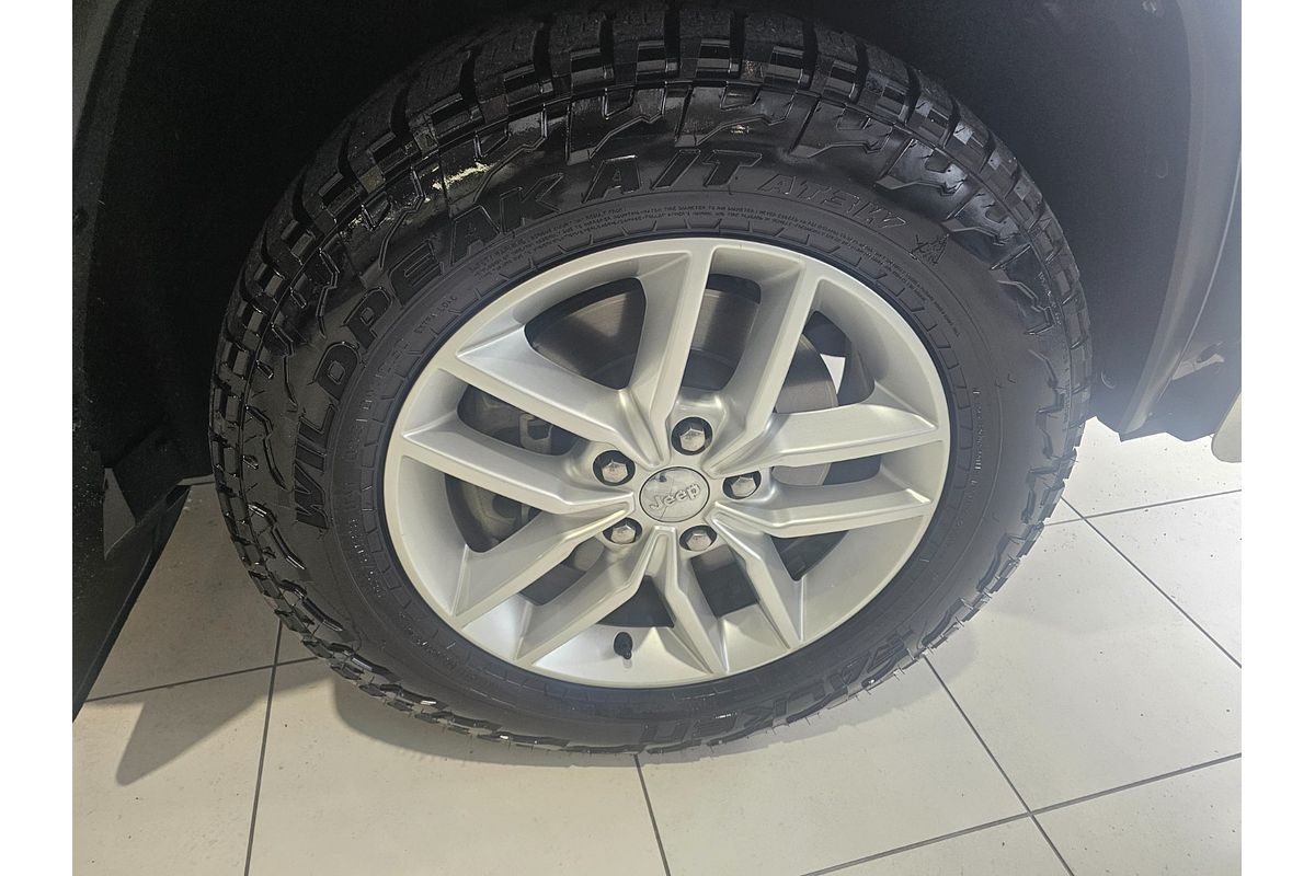 2017 Jeep Grand Cherokee Laredo WK