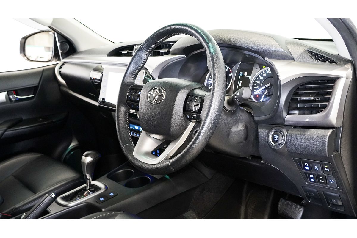 2021 Toyota Hilux SR5 GUN126R 4X4