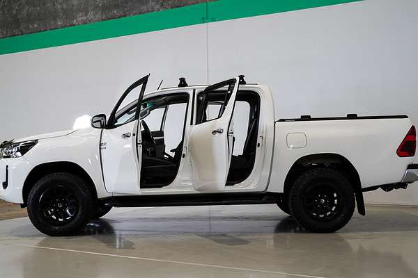 2021 Toyota Hilux SR5 GUN126R 4X4