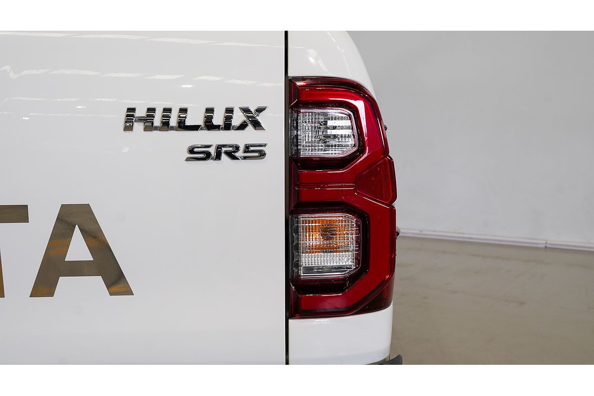 2021 Toyota Hilux SR5 GUN126R 4X4