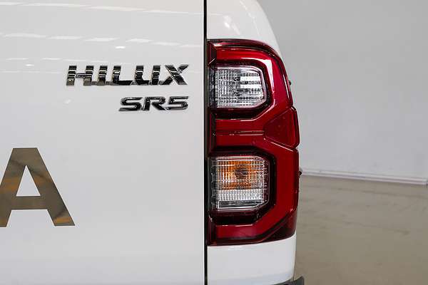 2021 Toyota Hilux SR5 GUN126R 4X4