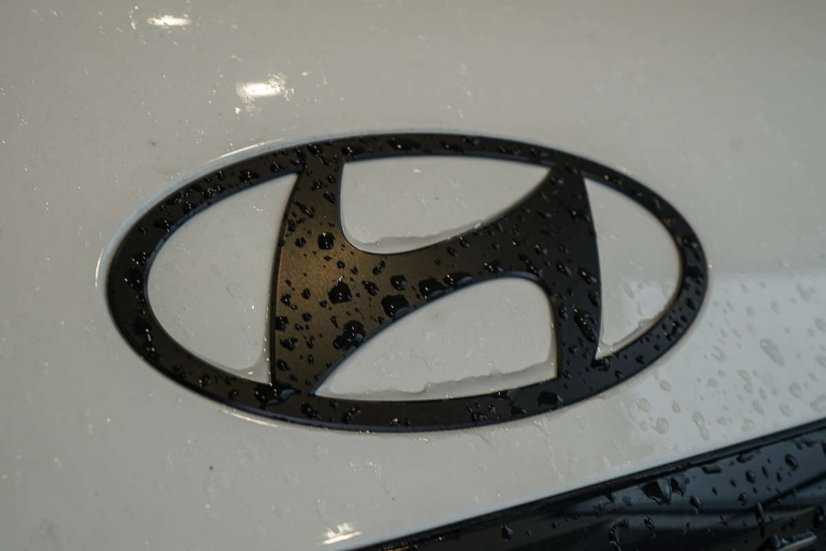 2025 Hyundai Santa Fe Calligraphy MX5.V1