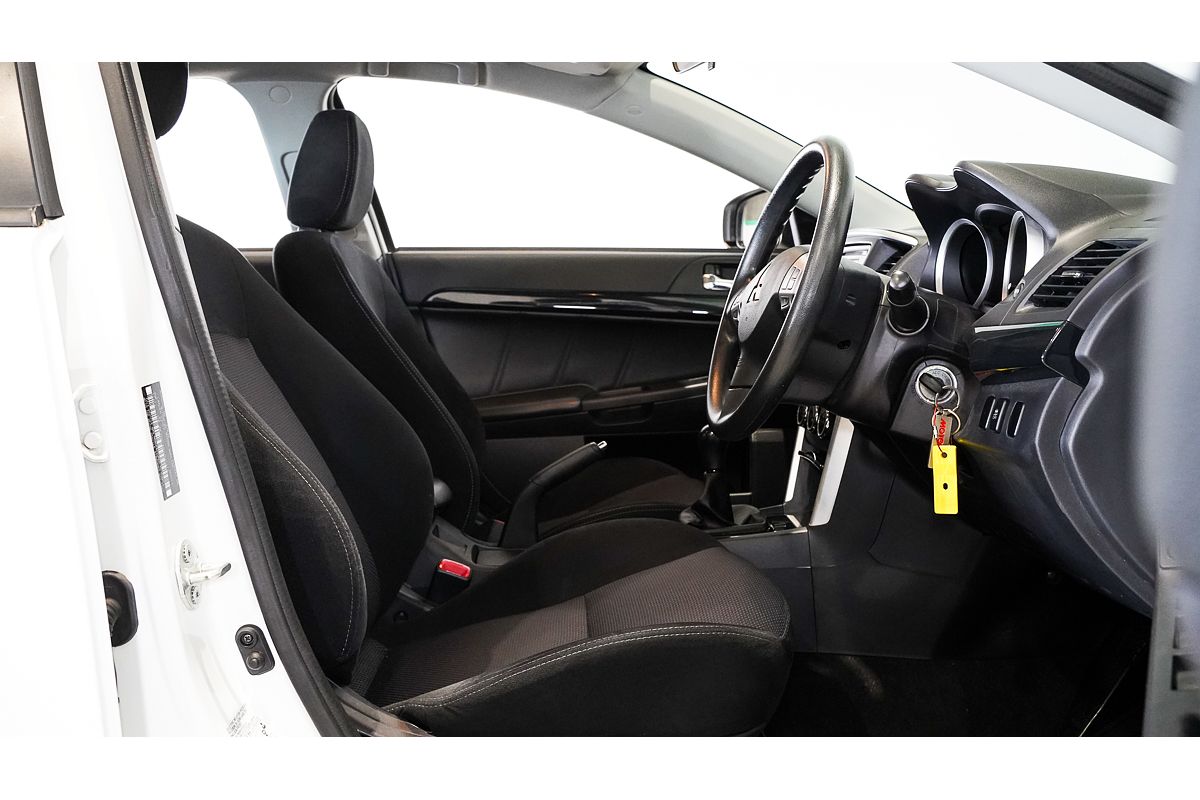 2017 Mitsubishi Lancer ES Sport CF