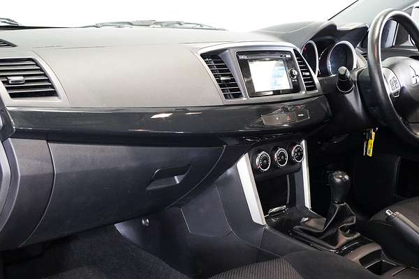 2017 Mitsubishi Lancer ES Sport CF