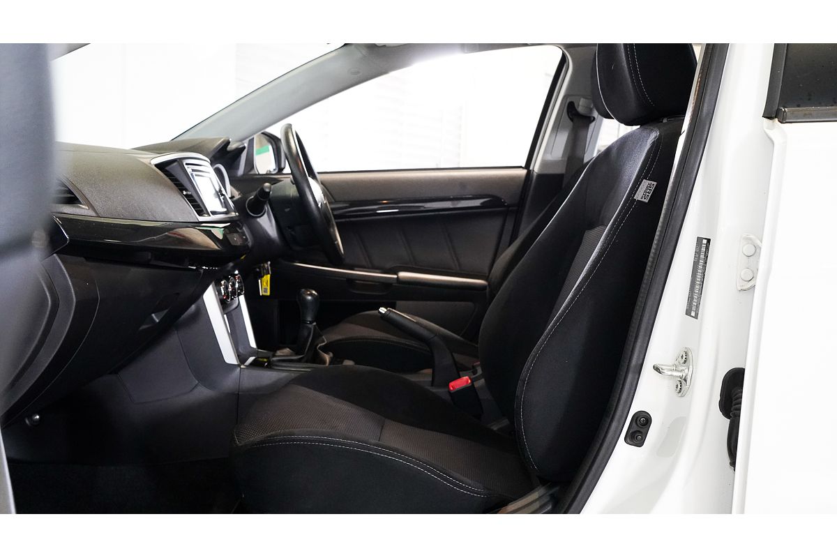 2017 Mitsubishi Lancer ES Sport CF