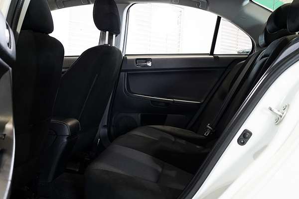 2017 Mitsubishi Lancer ES Sport CF