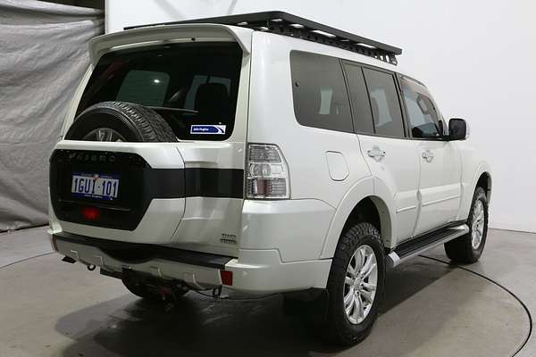 2017 Mitsubishi Pajero Exceed NX