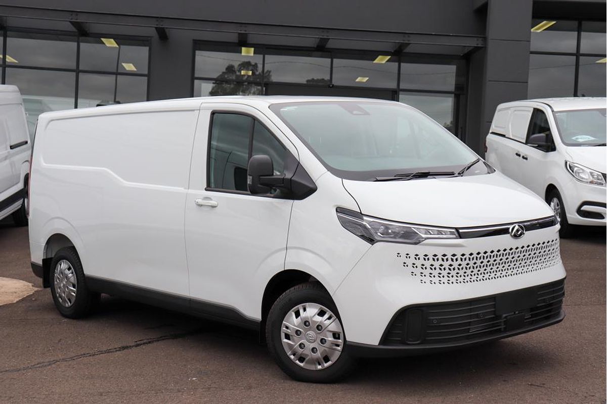 2025 LDV Deliver 7 SWB