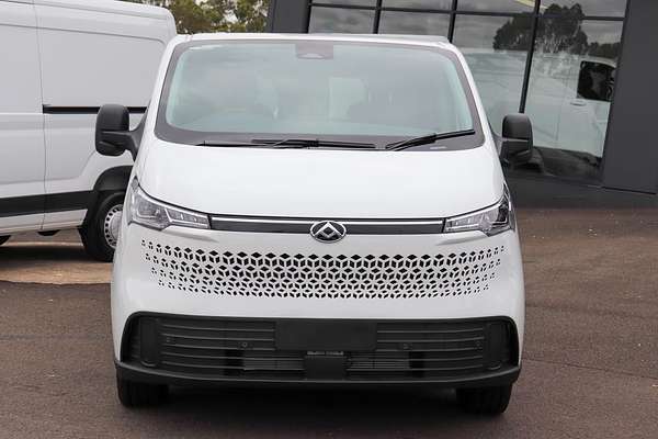 2025 LDV Deliver 7 SWB