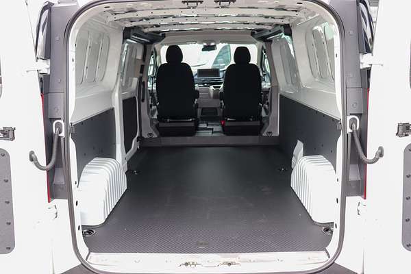 2025 LDV Deliver 7 SWB
