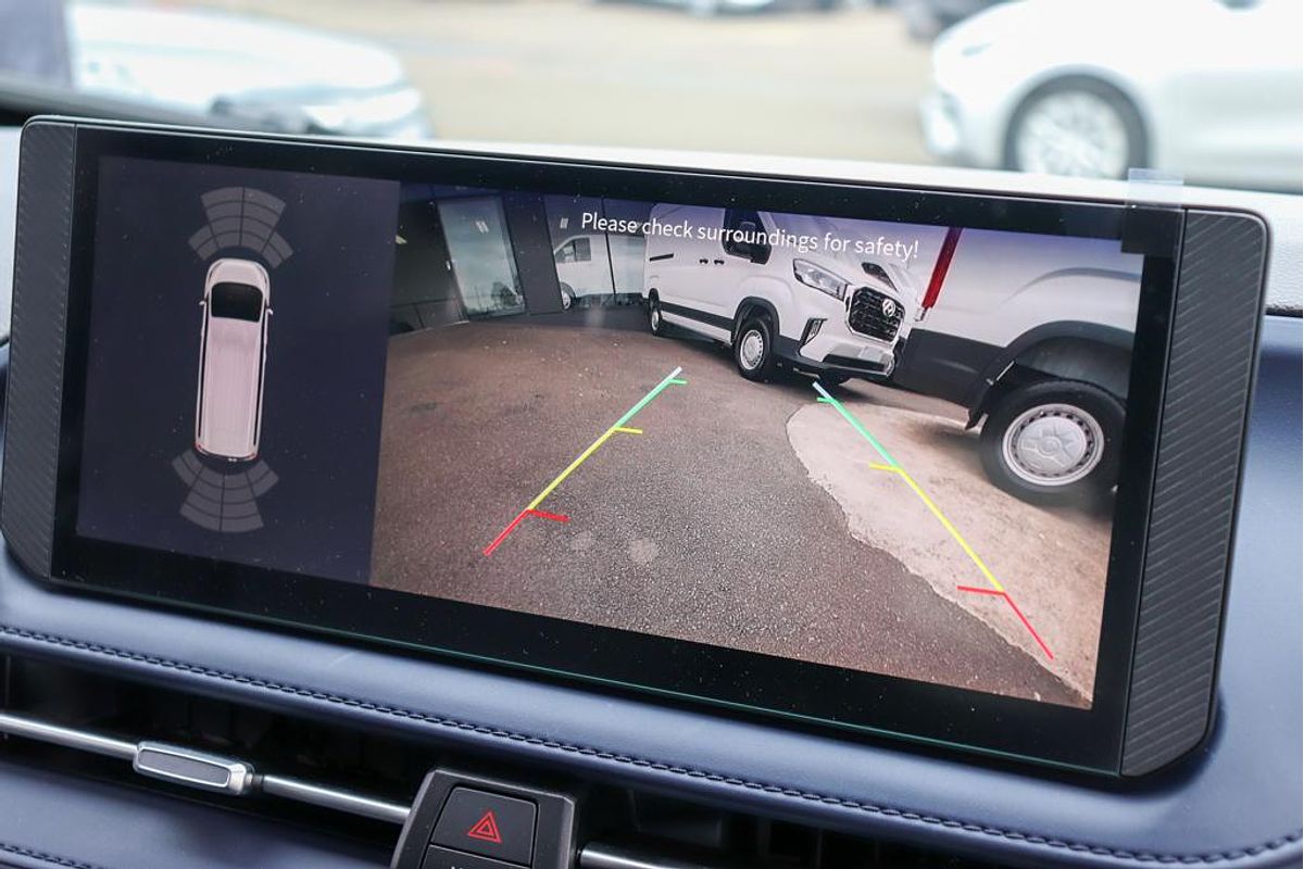 2025 LDV Deliver 7 SWB