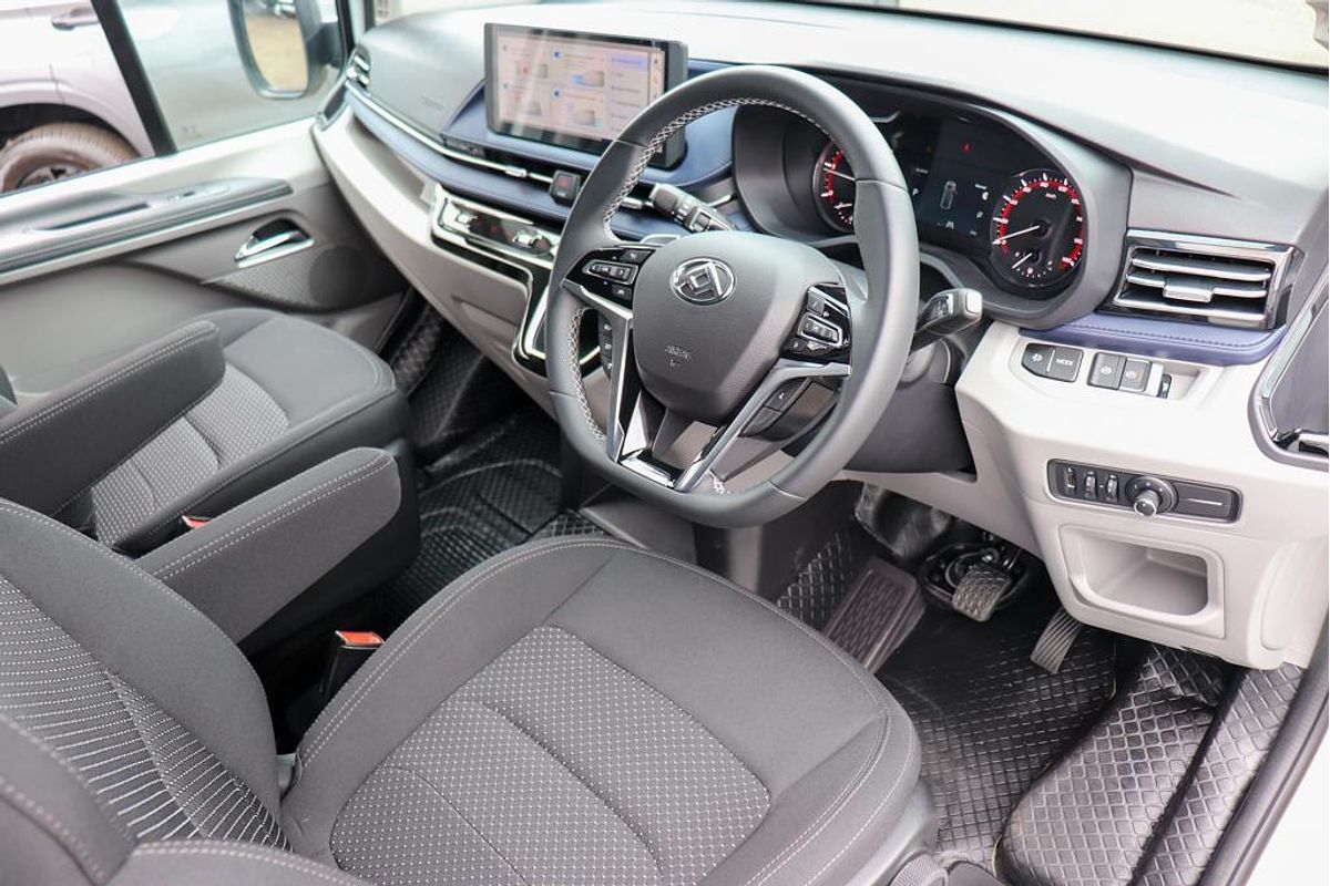 2025 LDV Deliver 7 SWB