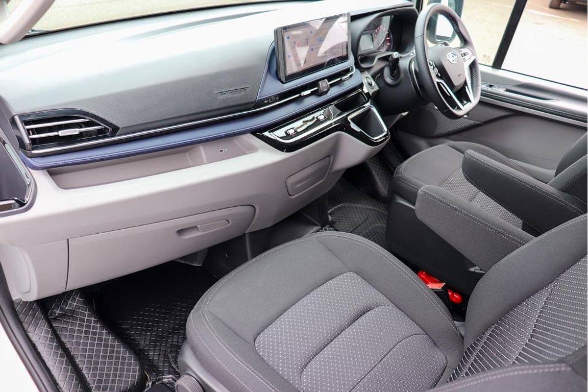2025 LDV Deliver 7 SWB