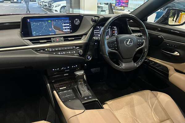 2019 Lexus ES ES300h Sports Luxury AXZH10R
