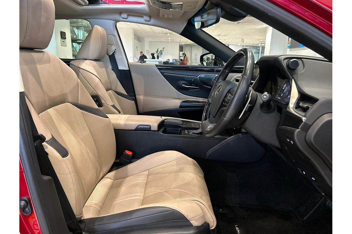 2019 Lexus ES ES300h Sports Luxury AXZH10R