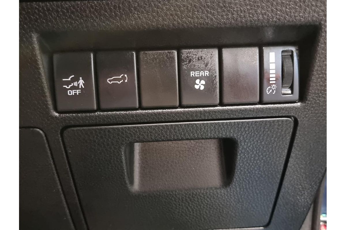 2024 Isuzu MU-X LS-U